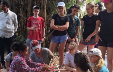 Palm leafe making.jpg